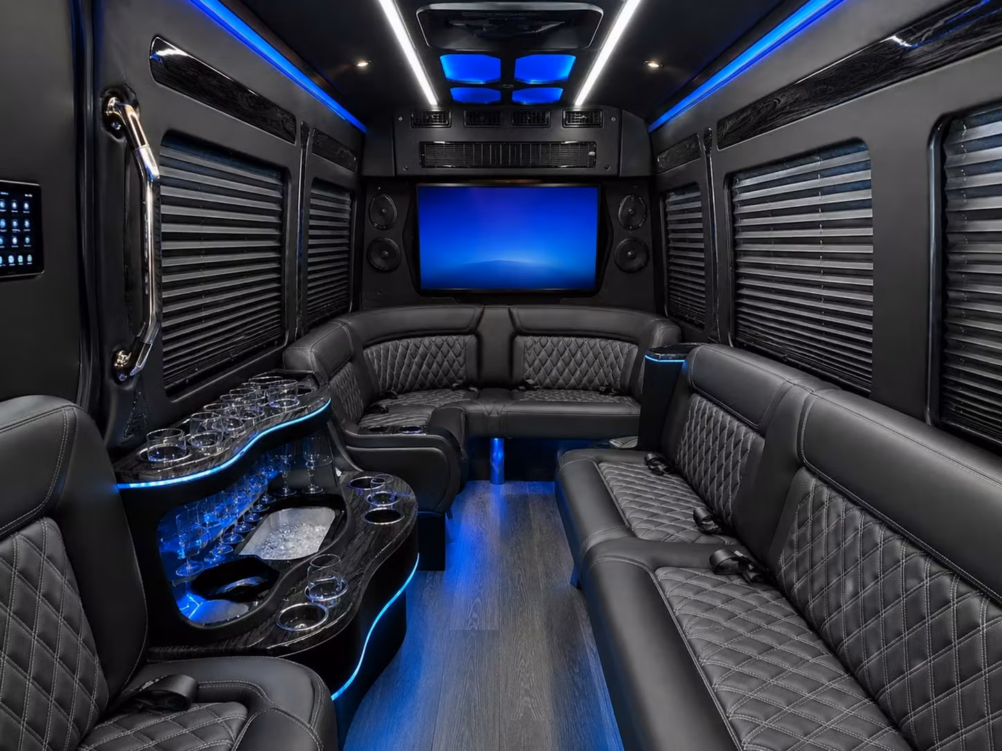 coachbusalhambra com puts fan groups and corporate tailgate shuttles together faster than any other option